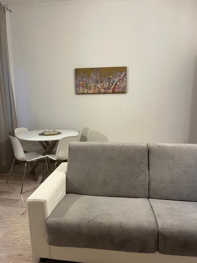 Apartament Ampio Bilocale A Milano Zewnętrze zdjęcie